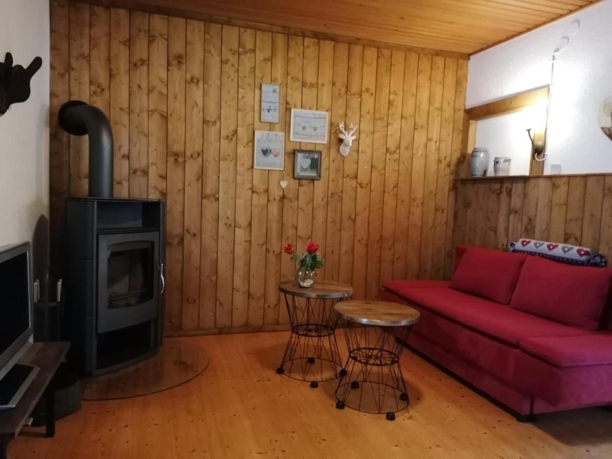 Apartamento Haus Holunder Weissbriach Exterior foto